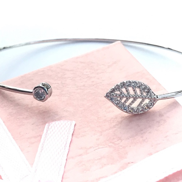 Open Cuff Leaf Bracelet Cubic Zirconia - Picture 6 of 7